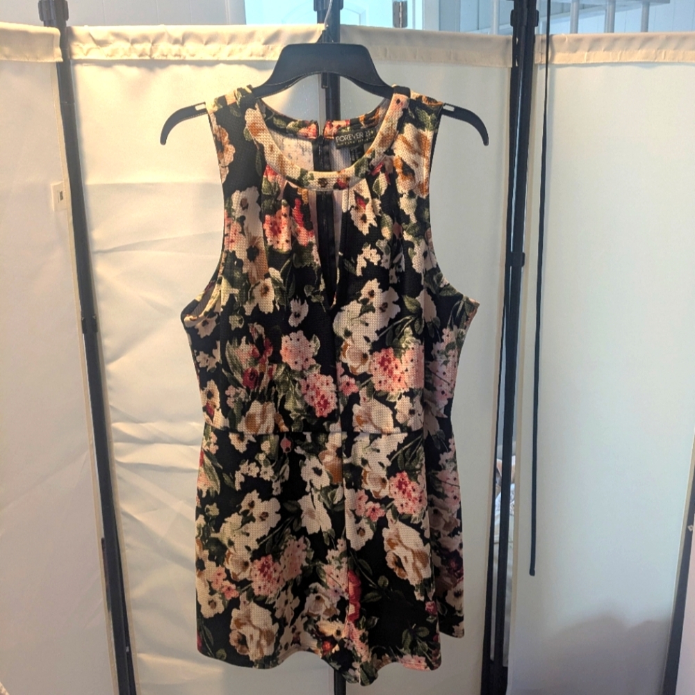 Forever 21+ Floral Sleeveless Romper